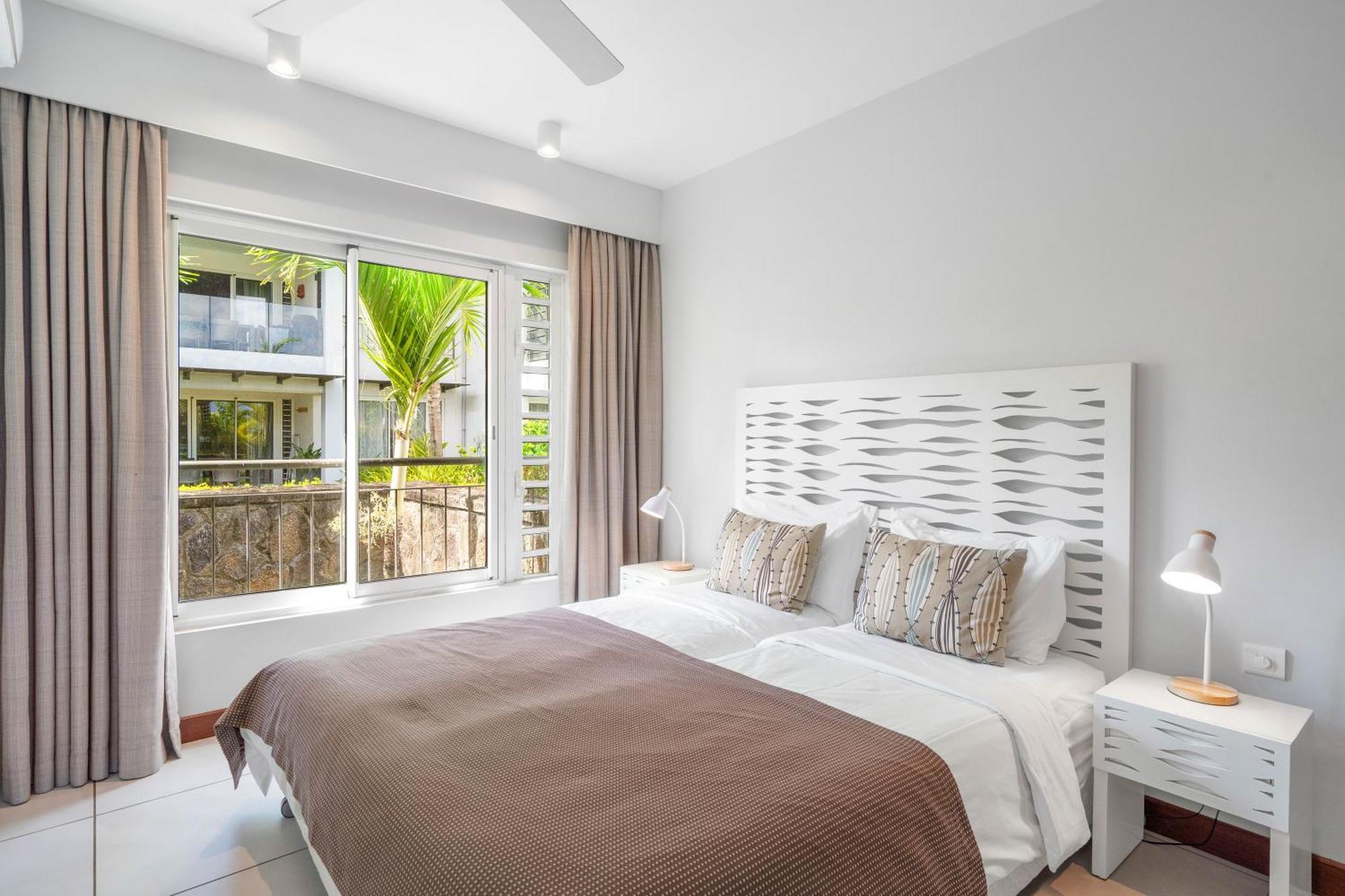 Kanope Bay - Holiday Beachfront Apartments Pointe aux Biches Exterior photo