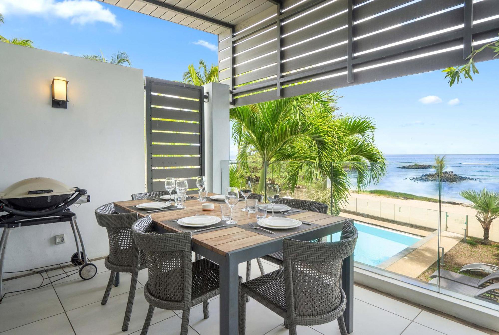 Kanope Bay - Holiday Beachfront Apartments Pointe aux Biches Exterior photo