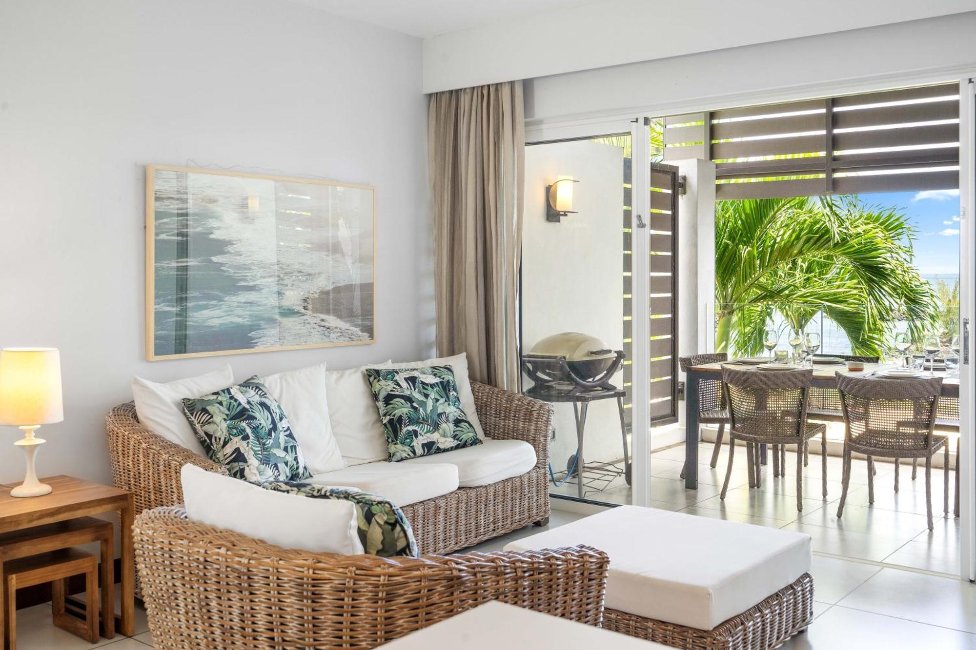 Kanope Bay - Holiday Beachfront Apartments Pointe aux Biches Exterior photo