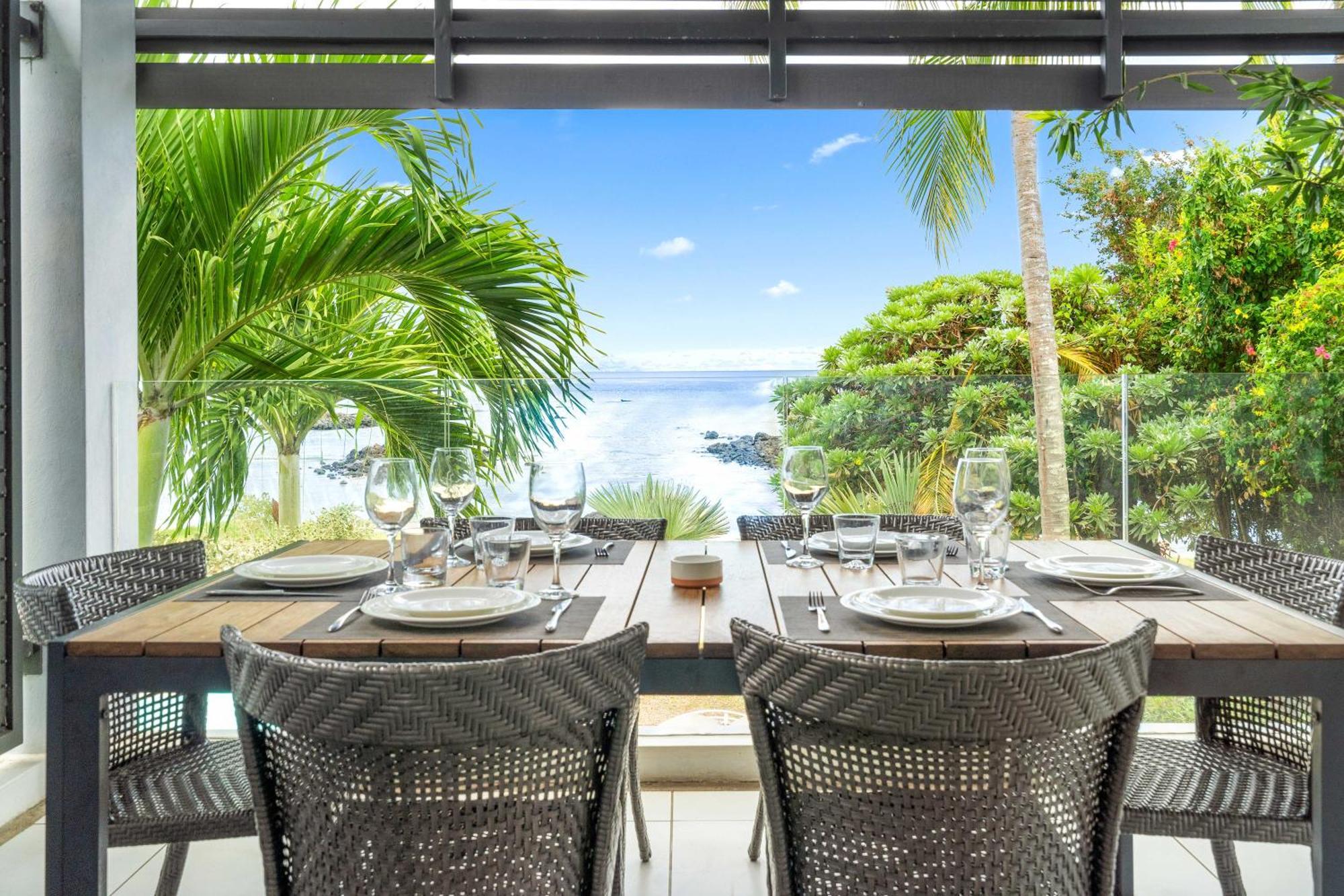 Kanope Bay - Holiday Beachfront Apartments Pointe aux Biches Exterior photo